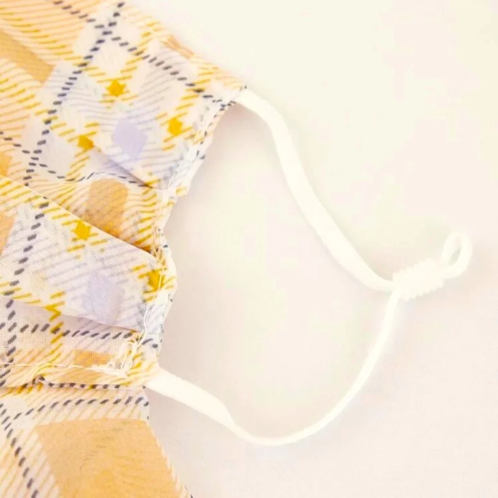 Tan & White Plaid Facemask & Scarf Adjustable Ear Strips 4 A Comfortable Fit